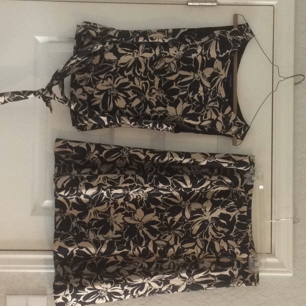 Ann Taylor 2 piece skirt set
